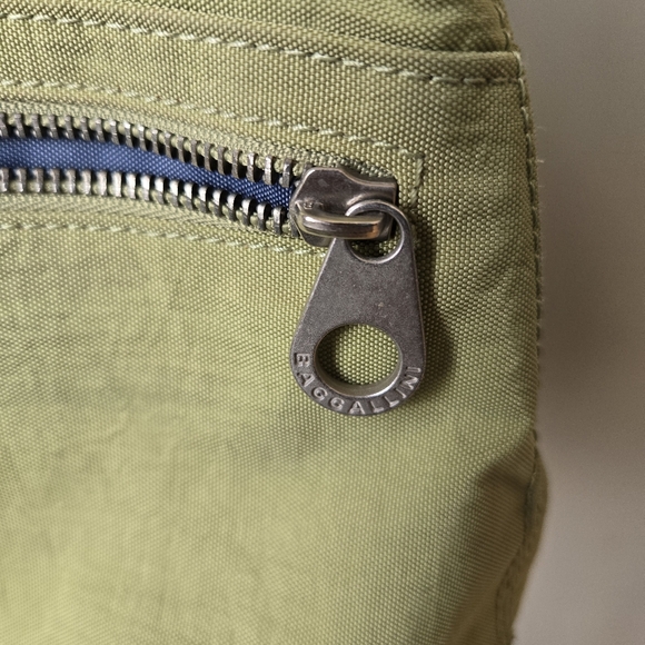 Baggallini Shoulder Bag lime green - Picture 2 of 10